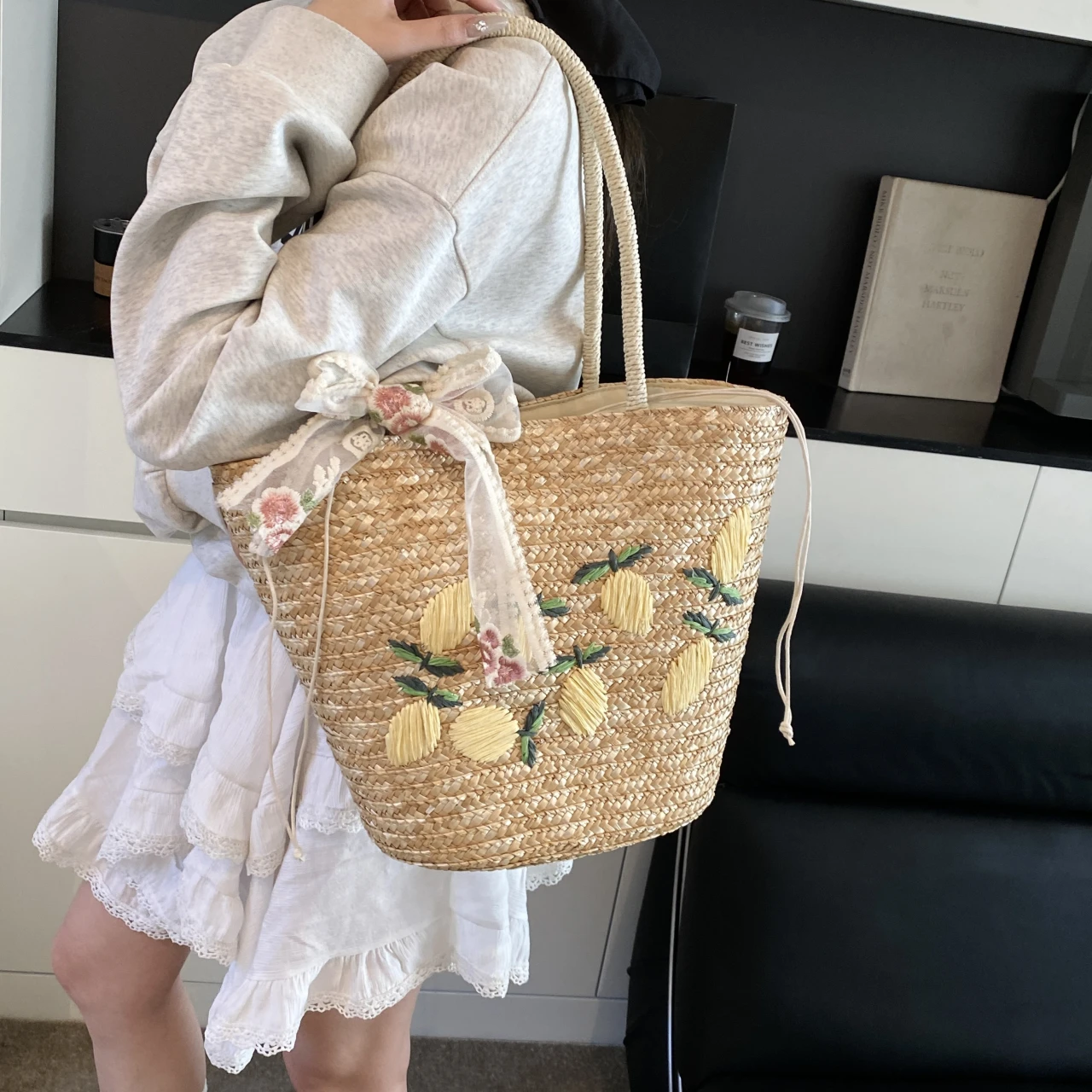 Large Capacity Beach Shoulder  - огляд і ціна Home Decor Rattan