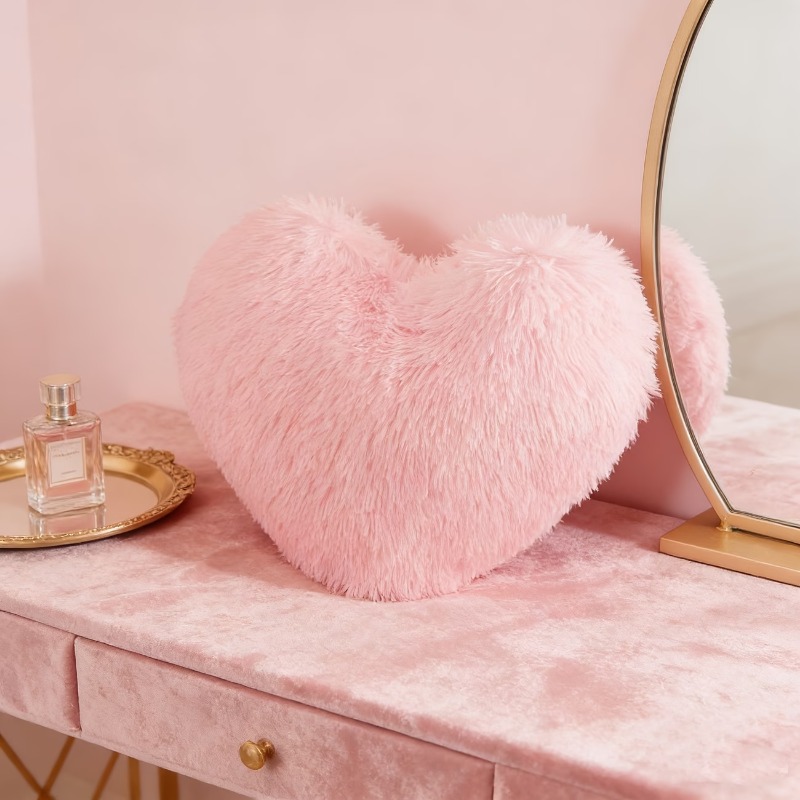 Pink Heart Shaped Pillow 30x40 - огляд і ціна Home Decor Aesthetic Pinterest