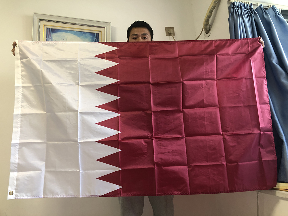 SKY F LAG Free Shipping Qatar  - огляд і ціна Home Decor Qatar