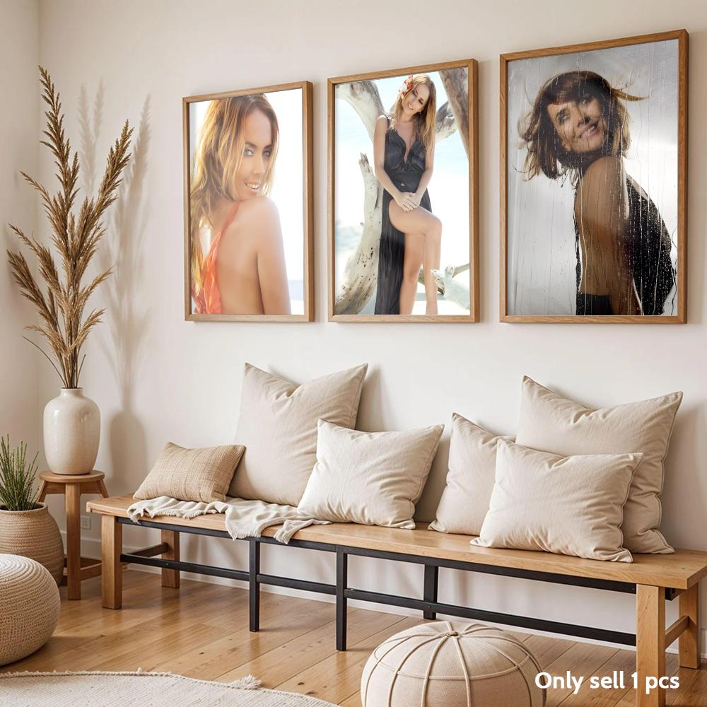 Singer Z-Zhanna F-Friske Poste - огляд і ціна Home Decor Living Room Ideas