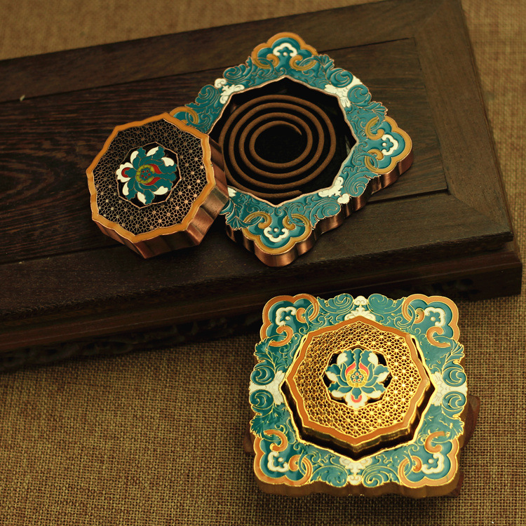 ZZ Enamel Painted Lotus Coil I - огляд і ціна Home Decor Zen Style